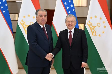 Leaders of Uzbekistan and Tajikistan Discuss the Issues on Bilateral Agenda