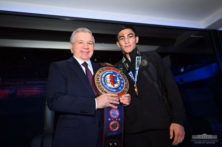 President Visits World Boxing Championships Finals