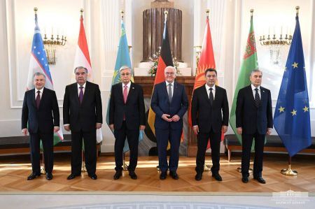 Uzbek President Attends the Meeting of Central Asian Leaders with the Federal President of Germany