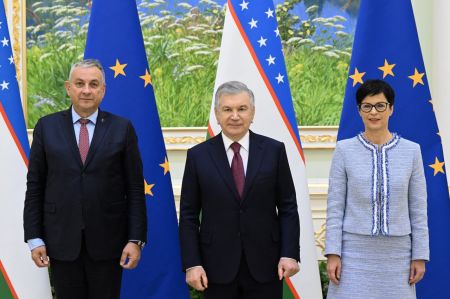 President of Uzbekistan underscores the importance of expanding trade, economic and investment cooperation with the European Union