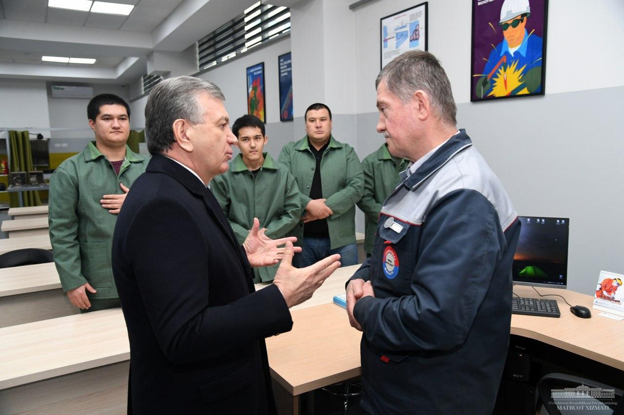 Shavkat Mirziyoyev visits the Ishga Marhamat job center