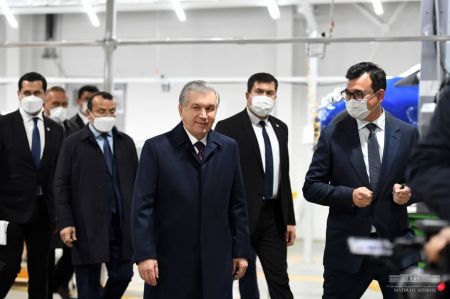 Jizzaxda zamonaviy avtomobillar yig‘ilmoqda Jizzaxda zamonaviy avtomobillar yig‘ilmoqda