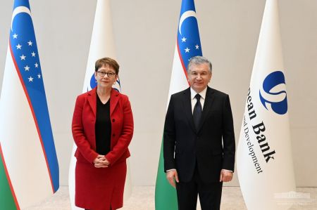 O‘zbekiston Prezidenti va YETTB rahbari keng ko‘lamli hamkorlikni rivojlantirish istiqbollarini muhokama qildilar