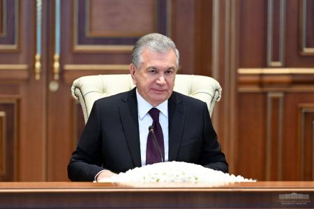 Ўзбекистон ва Венгрия етакчилари ўзаро манфаатли ҳамкорликнинг устувор лойиҳаларини муҳокама қилдилар