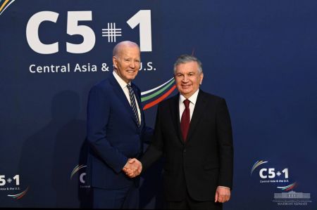 Президент Узбекистана обозначил видение приоритетов сотрудничества государств Центральной Азии и США