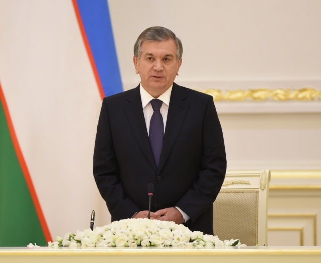 Meeting with country's creative intelligentsia