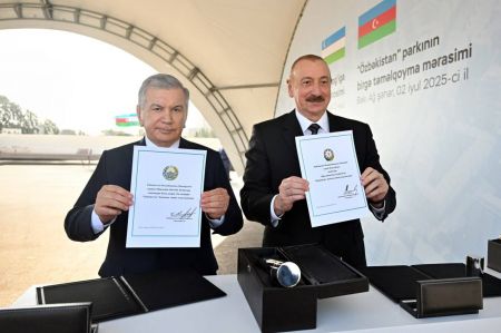 Президенты заложили новый парк «Узбекистан» Президенты заложили новый парк «Узбекистан»