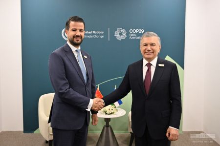 Ўзбекистон Президенти Черногория Президенти билан учрашди