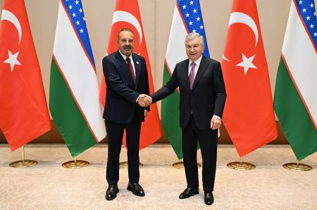 O‘zbekiston Prezidenti “Aksa Enerji” kompaniyasi rahbarini qabul qildi