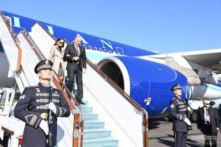 Илҳом Алиев Самарқандга келди Илҳом Алиев Самарқандга келди