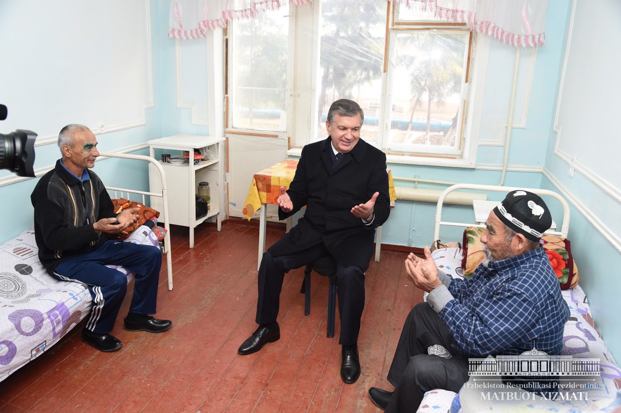 Shavkat Mirziyoyev visited patients Shavkat Mirziyoyev visited patients
