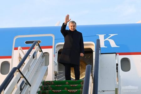 Prezident Toshkentga keldi Prezident Toshkentga keldi