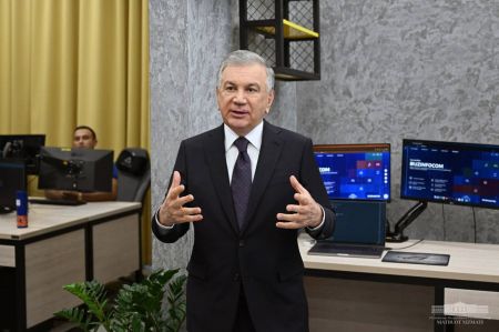 President Briefed on Digital Technology Achievements and Future Plans