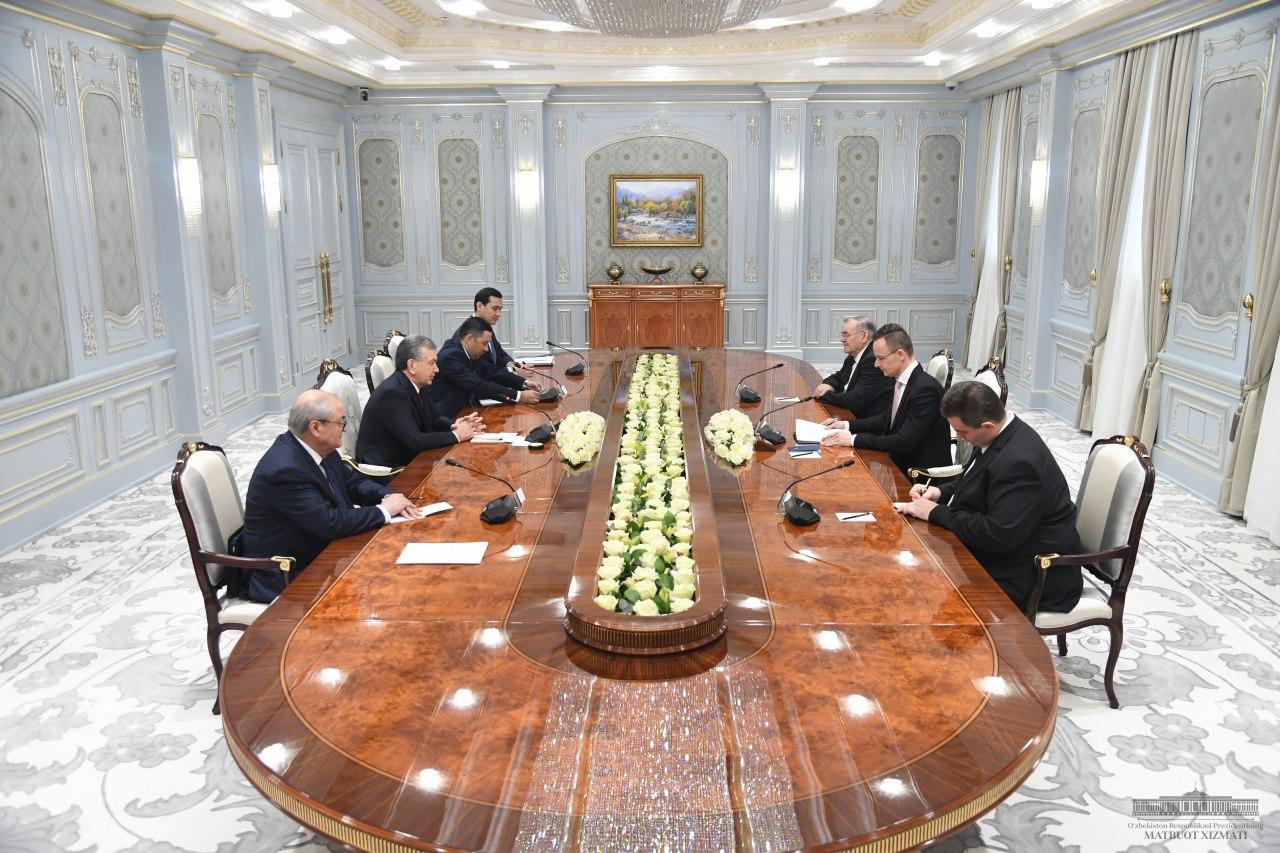O‘zbekiston Prezidenti Vengriya delegatsiyasini qabul qildi