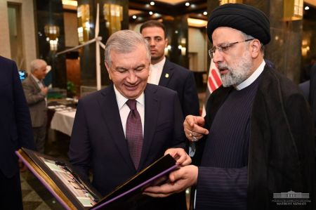 President of Uzbekistan Visits the Science and Technology Exhibition of Iranian Achievements President of Uzbekistan Visits the Science and Technology Exhibition of Iranian Achievements