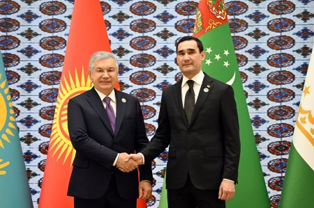 Oʻzbekiston Prezidenti Markaziy Osiyo va Ozarbayjon davlat rahbarlarining Maslahat uchrashuvlari doirasidagi hamkorlikning muhim yoʻnalishlarini belgilab berdi