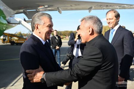 Uzbek President's Visit to the Russian Federation Begins