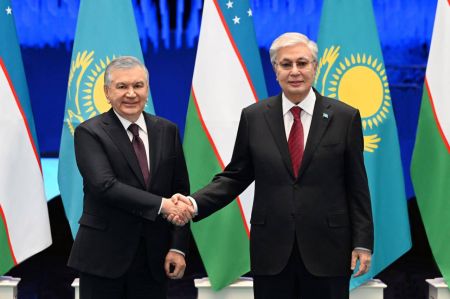 Состоялась неформальная встреча лидеров Узбекистана и Казахстана