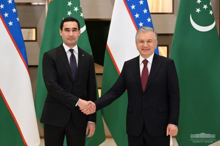 Президенты Узбекистана и Туркменистана рассмотрели вопросы дальнейшего углубления отношений стратегического партнерства