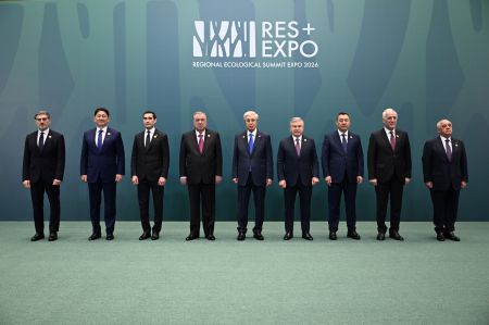 Oʻzbekiston Prezidenti Mintaqaviy ekologik sammit koʻrgazmasi bilan tanishdi