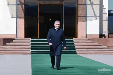 Samimiy muloqot Xivada davom etadi Samimiy muloqot Xivada davom etadi