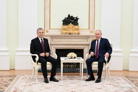Президент Узбекистана и Президент России обсудили актуальные вопросы двусторонних отношений Президент Узбекистана и Президент России обсудили актуальные вопросы двусторонних отношений