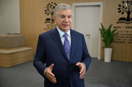 Хивада Ляонин педагогика университети филиали очилди
