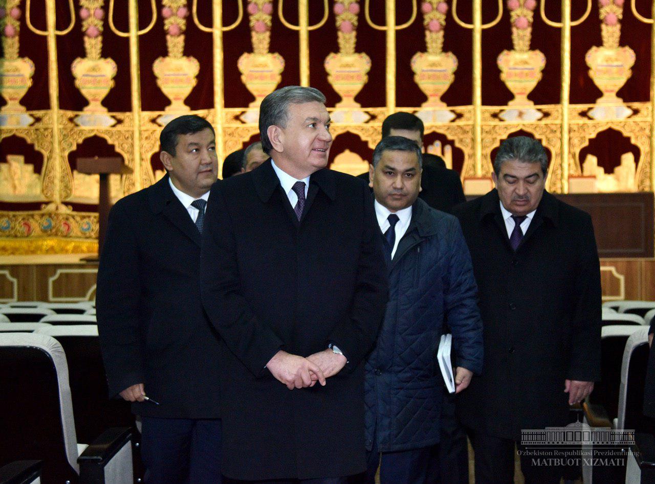 President visits youth center in Bukhara President visits youth center in Bukhara