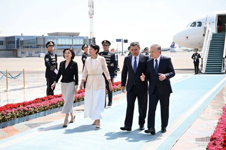 President of Kyrgyzstan Pays a State Visit to Uzbekistan