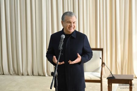 President Speaks to Muynak Residents President Speaks to Muynak Residents