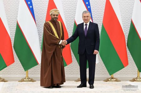 Президент Узбекистана отметил важность эффективной реализации потенциала сотрудничества с Оманом Президент Узбекистана отметил важность эффективной реализации потенциала сотрудничества с Оманом
