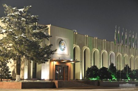 President Shavkat Mirziyoyev Returns to Tashkent