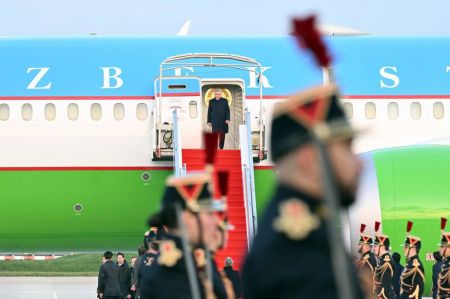 Ўзбекистон Президентининг Францияга давлат ташрифи бошланди