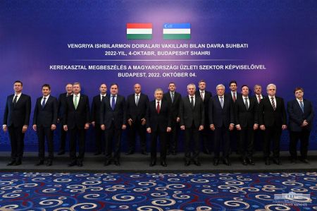 President Meets the Hungarian Businesspeople President Meets the Hungarian Businesspeople