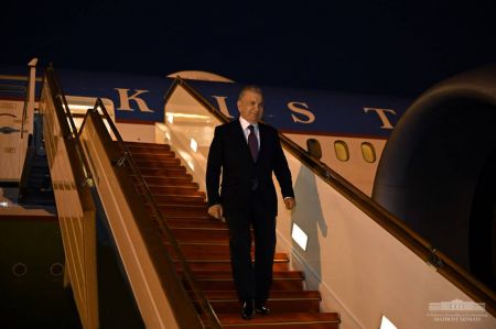 President Shavkat Mirziyoyev Arrives in Baku President Shavkat Mirziyoyev Arrives in Baku