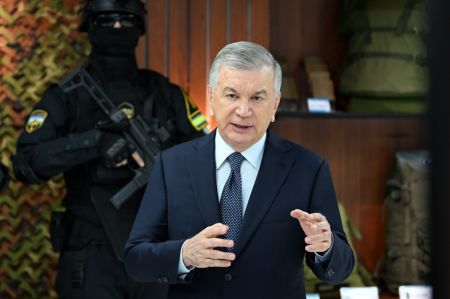 Президент посетил Центр инновационных технологий Агентства оборонной промышленности