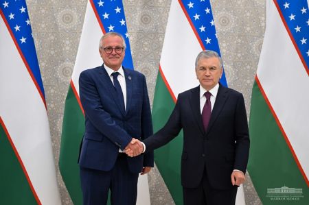 President of Uzbekistan discusses implementation of projects with President of Uzbekistan discusses implementation of projects with