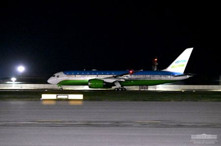 Президент Узбекистана отбыл в Пекин