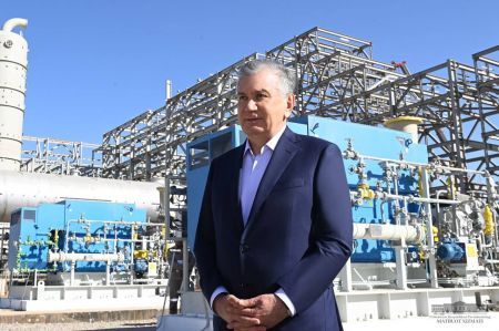 Сурхондарёда йирик газ-кимё мажмуаси қурилмоқда