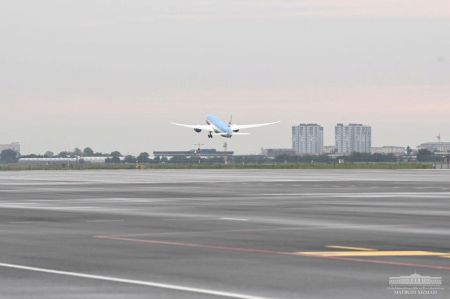 Uzbek President Leaves for China Uzbek President Leaves for China