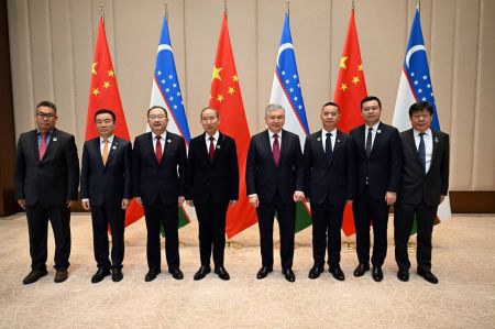 Ўзбекистон Президенти Хитой билан технологик шерикликни кенгайтириш режаларини кўриб чиқди