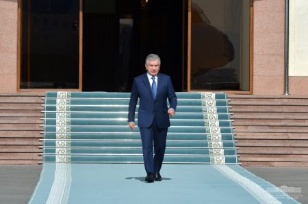 Uzbek President Leaves for Samarkand Uzbek President Leaves for Samarkand