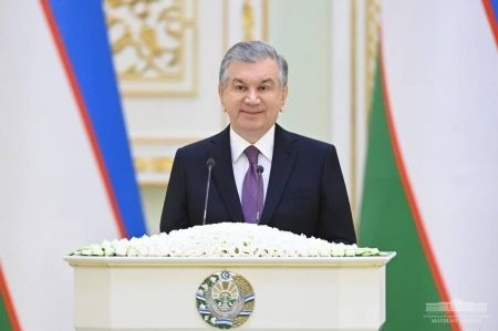 O‘zbekiston Prezidenti yangi tayinlangan elchilarni qabul qildi