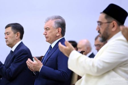 Shavkat Mirziyoyev Visits Construction Works in Imam Bukhari Complex