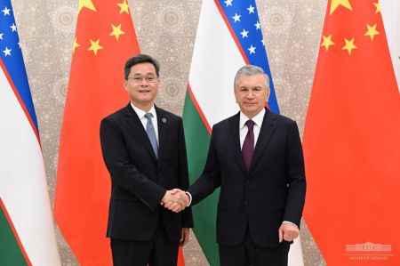 President of Uzbekistan receives China's Minister of finance