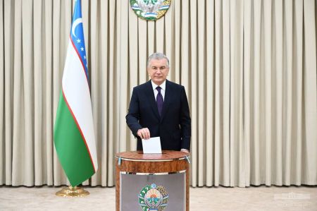 Shavkat Mirziyoyev Votes in Referendum Shavkat Mirziyoyev Votes in Referendum