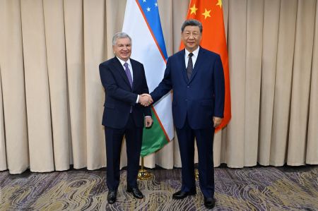 Leaders of Uzbekistan and China discuss further strengthening comprehensive cooperation