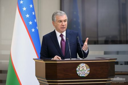 Президент: Ўзбекистоннинг давлат суверенитети, сарҳадлари дахлсизлиги ва ҳудудий яхлитлигини таъминлаш – тарих ва келажак авлодлар олдидаги муқаддас бурчимиз