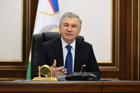 Тиббиёт муассасаларини жиҳозлаш масалалари кўриб чиқилди