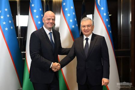 Uzbek Leader Receives the FIFA President